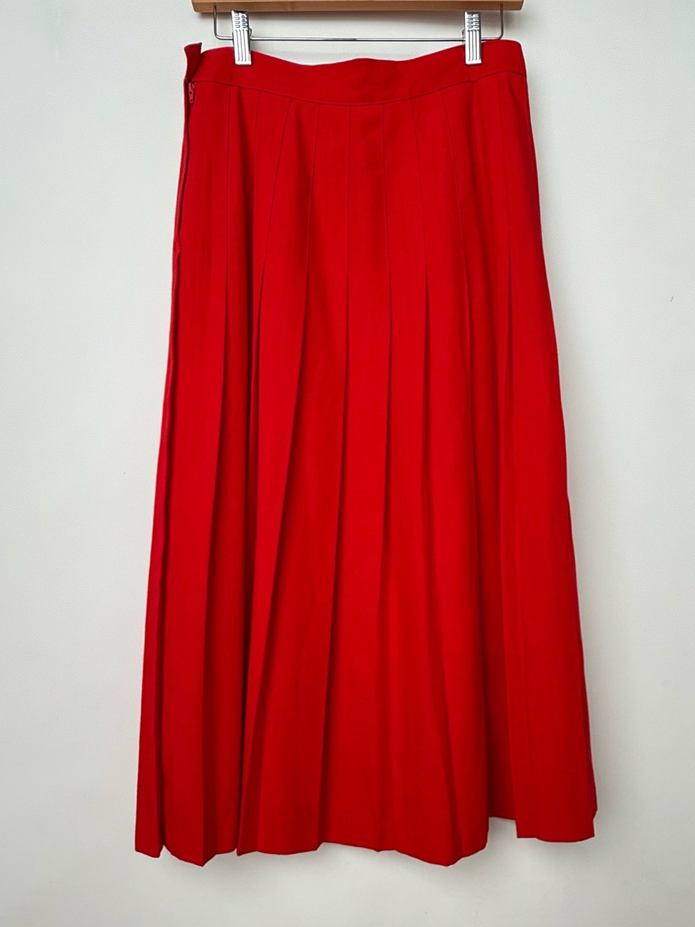 ambiance pleated skirt